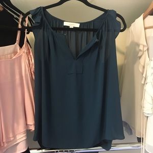 LOFT Sleeveless Key Hole Ruffle XS Blouse